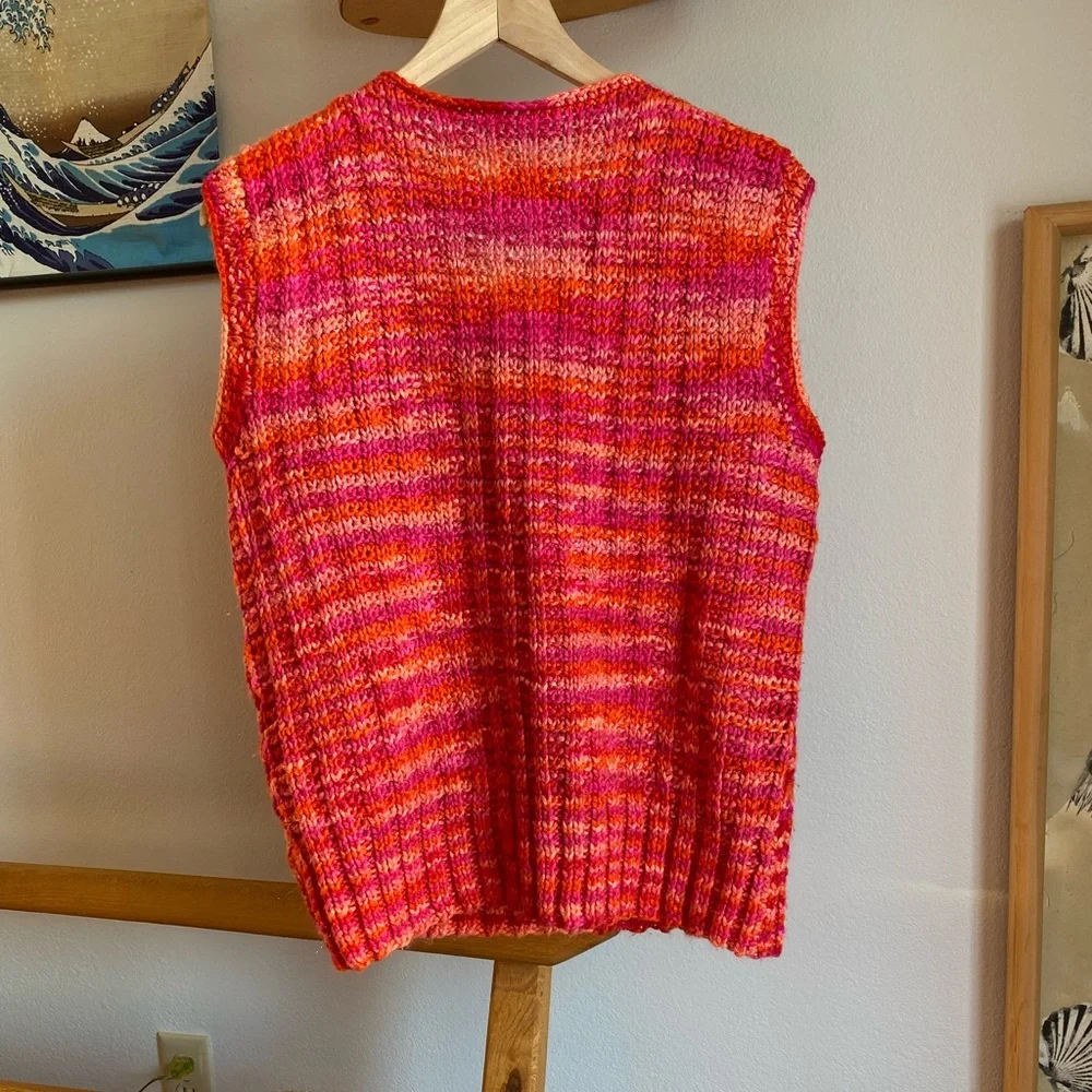 OOAK Vintage 70s80s Vibrant Sunset Multicolor Handmade Crochet Knit Sweater Vest - Picture 10 of 10